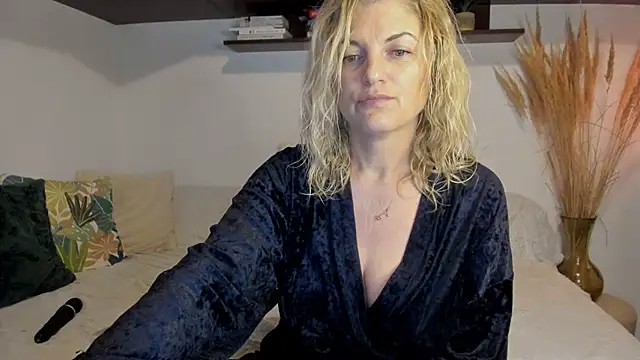 Jadore able online show from 05.22.26