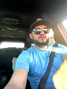 Ozzy420  online show from 11.21.25