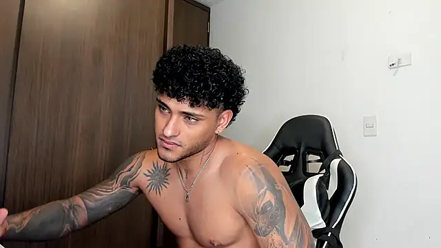 Alessandro Vanni online show from 02.02.25