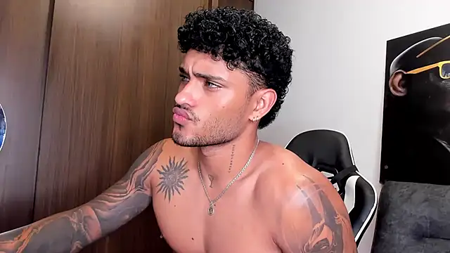 Alessandro Vanni online show from 03.10.25