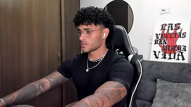 Alessandro Vanni online show from 10.05.25