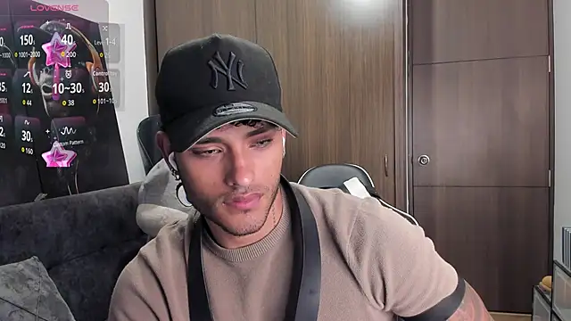 Alessandro Vanni online show from 11.05.25