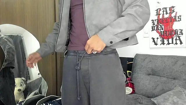 Alessandro Vanni online show from 02.08.26