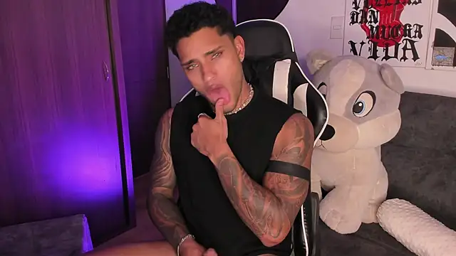 Alessandro Vanni online show from 07.28.26