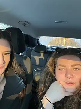 joanaelaa online show from 01.19.25