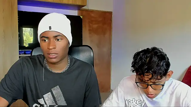 Snapshot of CrissBrownxxx chatting on 07.05.26 CrissBrownxxx online show from 07.05.26
