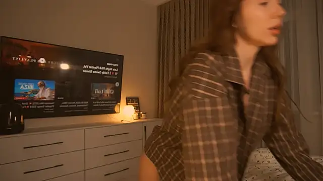  Miss Johansson  online show from 02.11.25