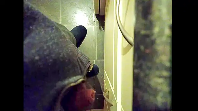 hairyuncut00 online show from 02.15.26