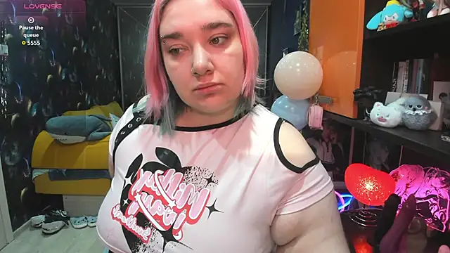 Softie Sofy online show from 02.14.26