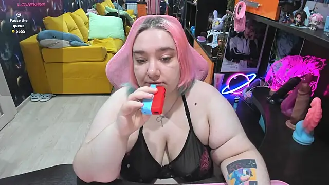 Softie Sofy online show from 05.13.26