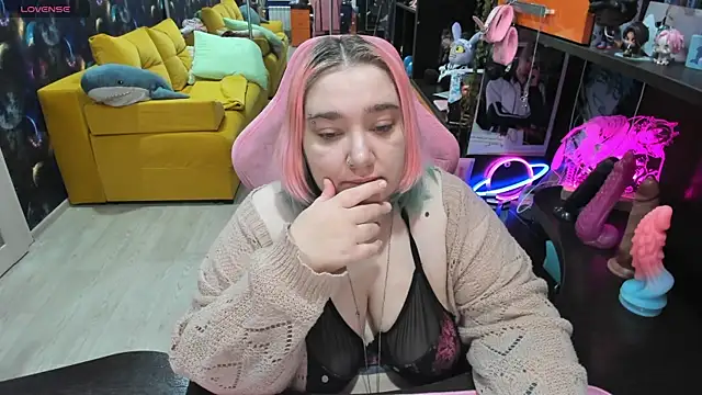 Softie Sofy online show from 05.22.26
