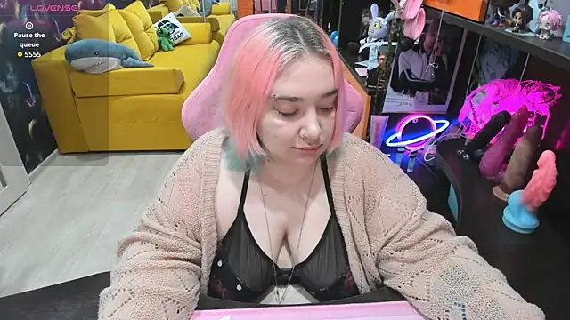 Softie Sofy online show from 05.23.26