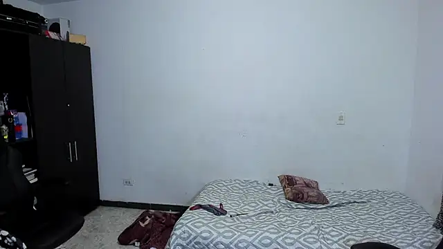 Snapshot of ares_sexxx chatting on 04.16.26 ares sexxx online show from 04.16.26