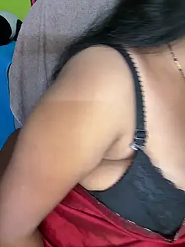 Snapshot of Anushka_21 chatting on 05.13.26 Anushka 21 online show from 05.13.26