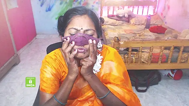 Novapol online show from 12.04.25