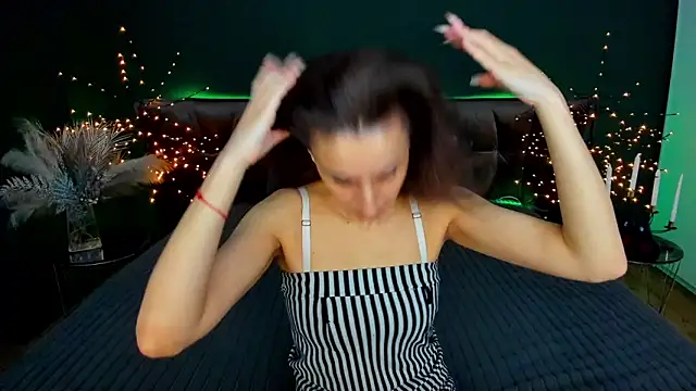 Rebecca Diamond online show from 02.23.26