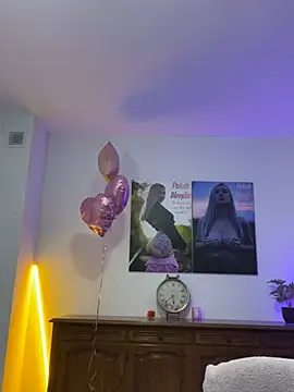 Snapshot of Cute-Alice chatting on 02.12.25 Cute-Alice online show from 02.12.25