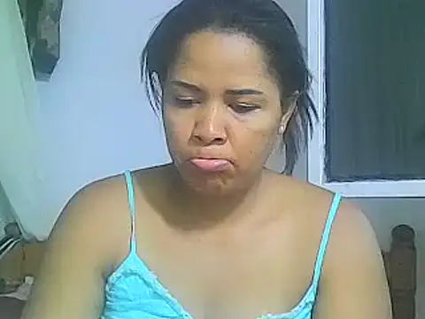 Snapshot of aleixane chatting on 12.20.24 aleixane online show from 12.20.24