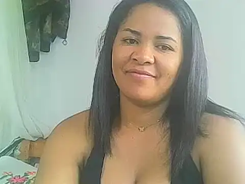 Snapshot of aleixane chatting on 01.12.25 aleixane online show from 01.12.25
