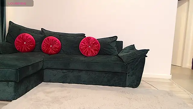 natasha-bigas online show from 04.17.26