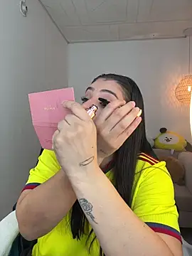 YummyAnna  online show from 01.07.26