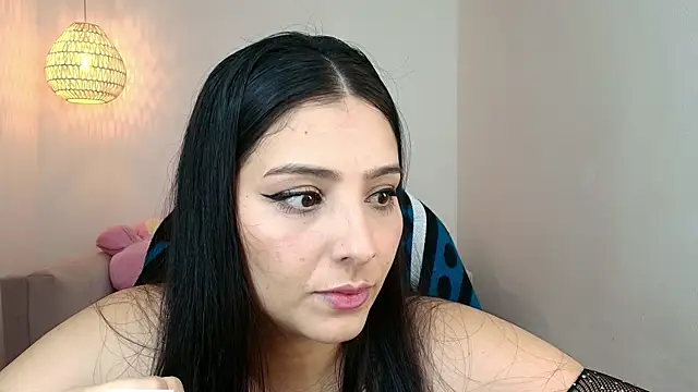 Snapshot of YummyAnna_ chatting on 02.17.26 YummyAnna online show from 02.17.26