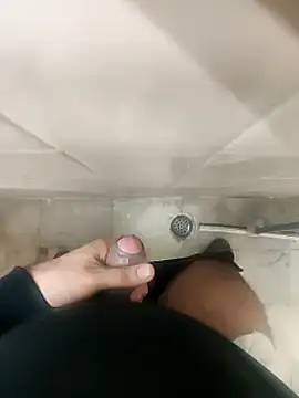 Snapshot of mayavi_baba chatting on 12.26.24 mayavi baba online show from 12.26.24