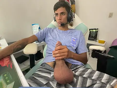 Max TheHorseDick online show from 12.11.24