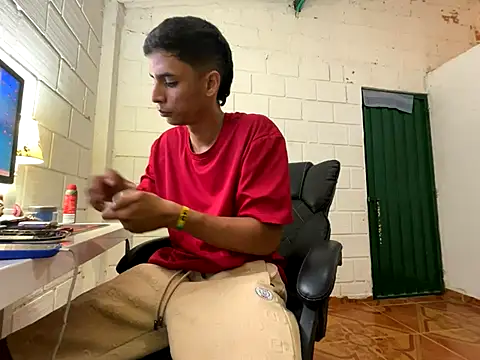 Max TheHorseDick online show from 11.12.25