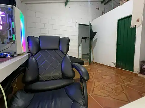 Max TheHorseDick online show from 03.23.26