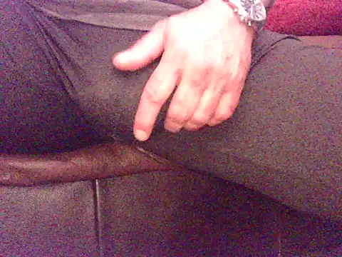 Snapshot of SDtinycok chatting on 02.15.25 SDtinycok online show from 02.15.25