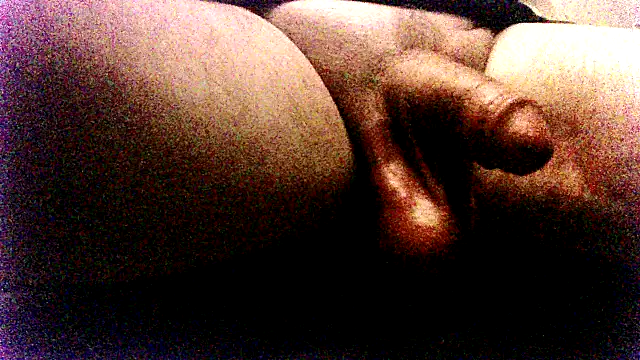 Snapshot of SDtinycok chatting on 10.31.25 SDtinycok online show from 10.31.25