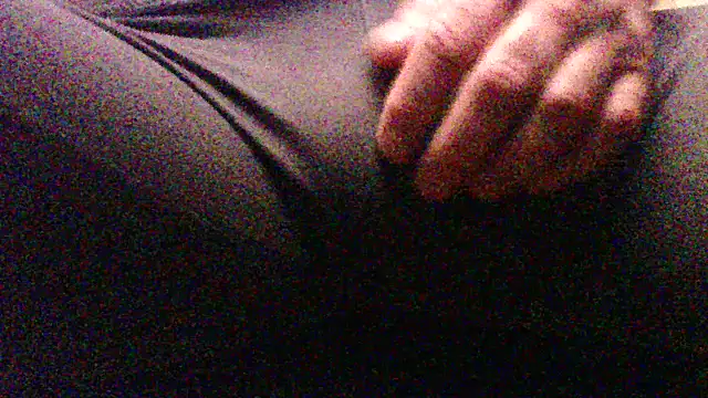 Snapshot of SDtinycok chatting on 11.01.25 SDtinycok online show from 11.01.25