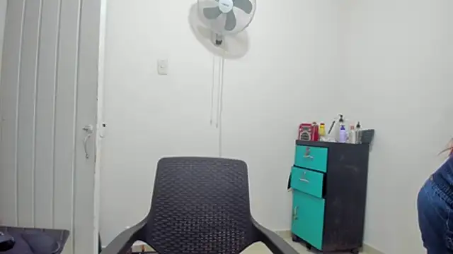 HUGEBOOBS MILF online show from 05.26.26