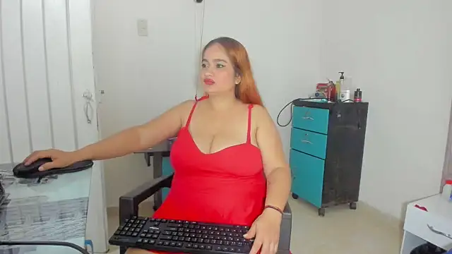 HUGEBOOBS MILF online show from 08.08.26