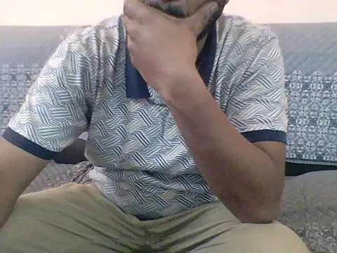 Snapshot of redvelvet_4 chatting on 02.11.25 redvelvet 4 online show from 02.11.25