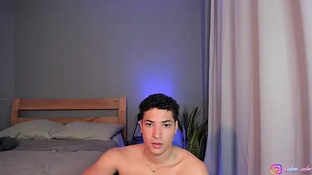 Snapshot of MitchellXD chatting on 04.17.26 MitchellXD online show from 04.17.26