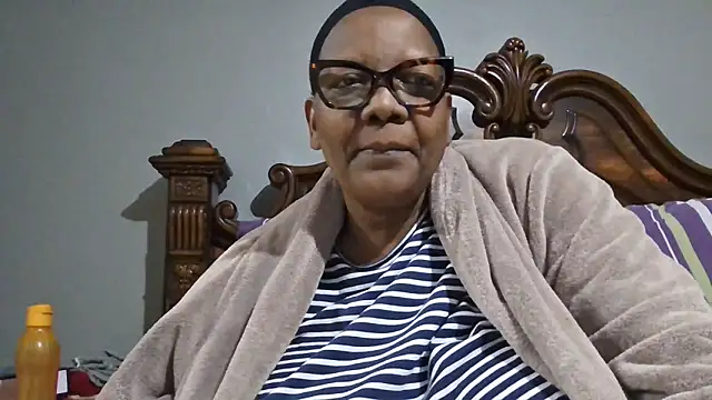 Snapshot of SEXYBOOBSNASS chatting on 10.20.25 SEXYBOOBSNASS online show from 10.20.25