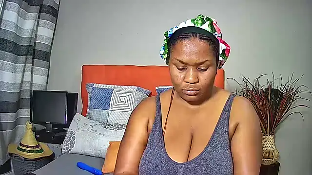 Snapshot of missboobsxx chatting on 12.26.24 missboobsxx online show from 12.26.24