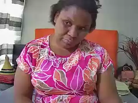 Snapshot of missboobsxx chatting on 02.11.25 missboobsxx online show from 02.11.25