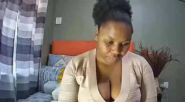 Snapshot of missboobsxx chatting on 03.09.25 missboobsxx online show from 03.09.25