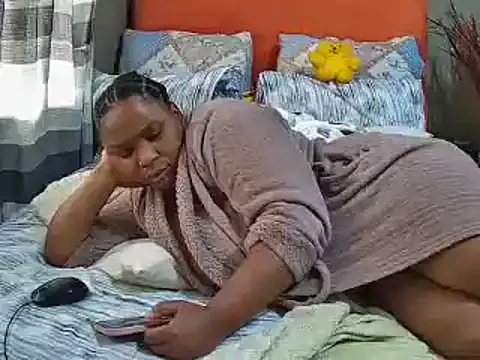 Snapshot of missboobsxx chatting on 03.14.25 missboobsxx online show from 03.14.25