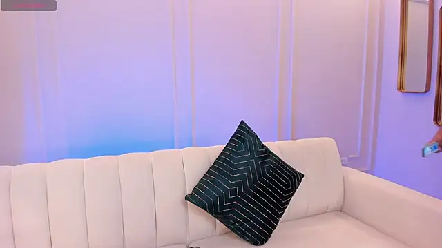 LindseyCox online show from 02.13.25