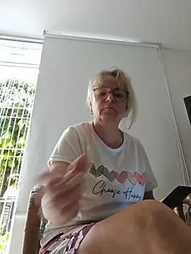 slutgold online show from 10.18.25