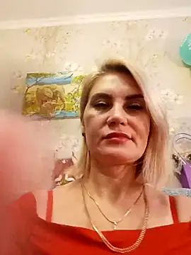 Snapshot of JennyOMay chatting on 01.13.25 JennyOMay online show from 01.13.25