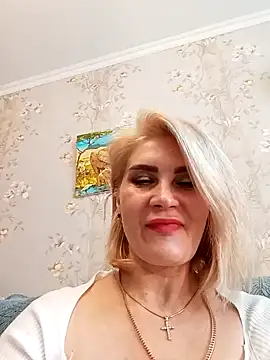 Snapshot of JennyOMay chatting on 02.05.25 JennyOMay online show from 02.05.25