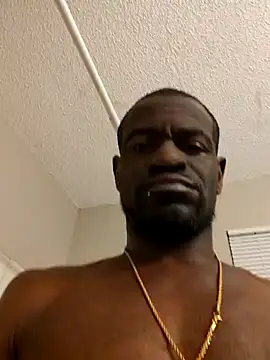 Maculine Stayr online show from 12.25.24