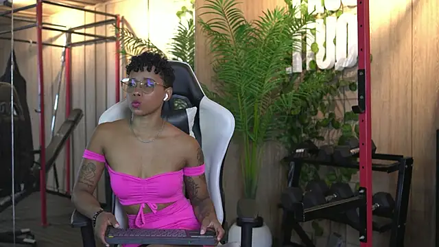 kelly thomson online show from 07.15.26