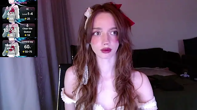 Snapshot of Weeissy chatting on 03.21.25 Weeissy online show from 03.21.25