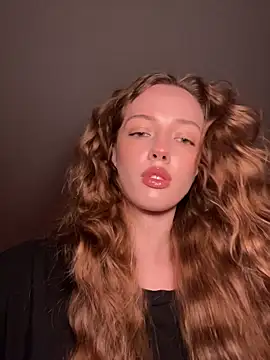 Weeissy online show from 12.16.25